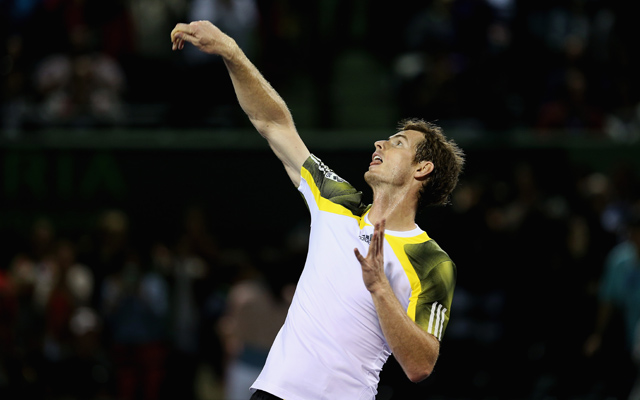 A skót Andy Murray ünnepli a Richard Gasquet felett aratott győzelmét az Indian Wells-i tenisztorna elődöntőjében 