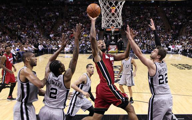 A tartalékos Heat is képes volt legyőzni a Spurst idegenben
