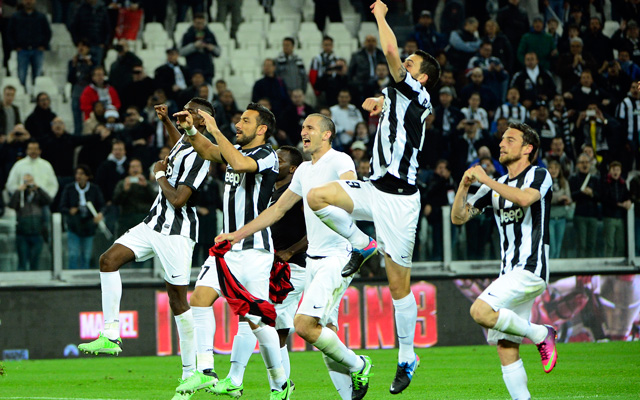 A Juventus játékosai ünneplik győzelmüket a Milan ellen a Serie A-ban 2013-ban.