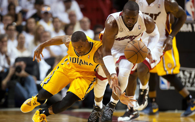 A Pacers és a Heat játékosai élvezik a párharc fizikális mivoltát