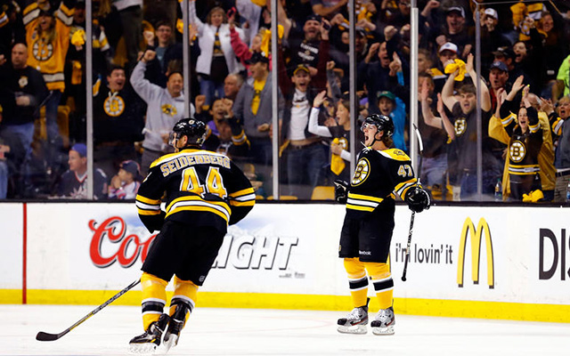 A Boston Bruins hazai pályán jutott be a főcsoportdöntőbe, ahol a Pittsburgh lesz az ellenfele