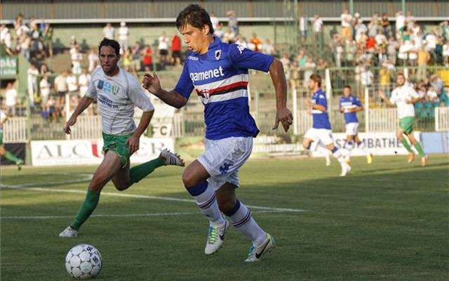 Schimmer Tamás a Haladás (b) és Laczkó Zsolt a Sampdoria (j) játékosa. MTI Fotó: Nyikos Péter 