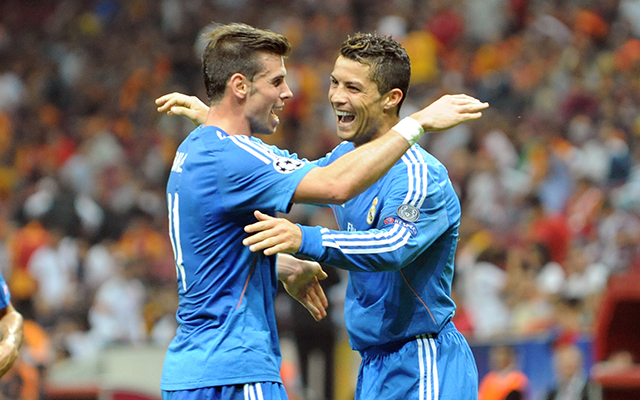 Bale gratulál Ronaldónak - Fotó: AFP