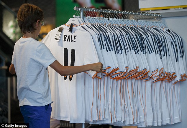 Vajon hány Bale-mezt adnak el világszerte a Real Madrid címerével ellátva?