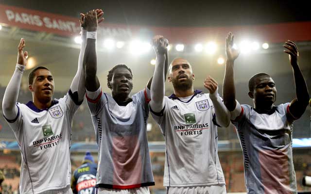 Győzelemként ünnepelte a döntetlent az Anderlecht - Fotó: AFP