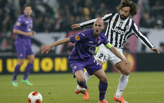 Itt Andrea Pirlo buktatta Borja Valerót, de a döntetlen inkább a Juventus számára botlás - Fotó: AFP