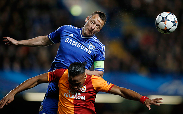 Ahogy John Terry Didier Drogba fölé emelkedett, úgy a Chelsea is elnyomta a törököket - Fotó: AFP