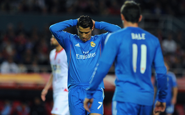 Cristiano Ronaldo szomorúan konstatálta, hogy a Barcelona után a Sevilla is legyőzte őket - Fotó: AFP