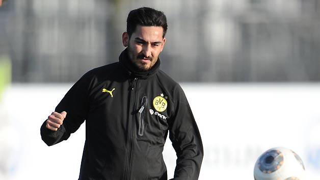 Gündogan boldogan maradt Dortmundban