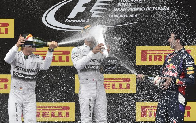 Hamilton először nyert Spanyolországban - fotó: AFP