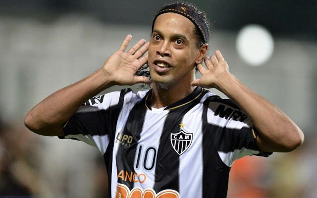 Ronaldinho csapatot vált / AFP