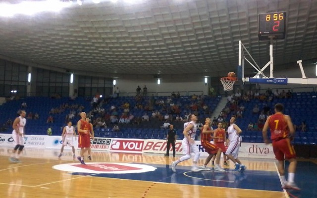 A palánk alatt nem tudtuk tartani a montenegróiakat - Fotó: kosarsport.hu
