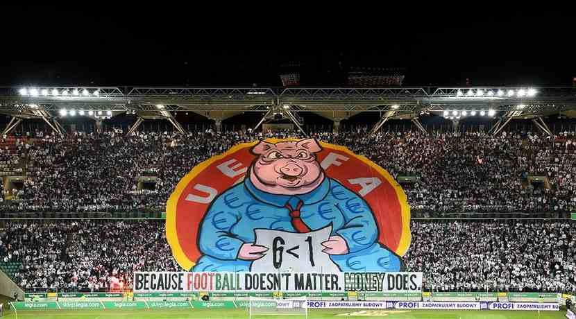 " A futball nem számít, csak a pénz" - szólt a Legia drukkerek üzenete 