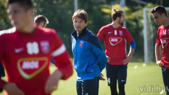 2014 legjobb trénere az OTP Bank Ligában, Joan Carillo - Fotó: vidi.hu