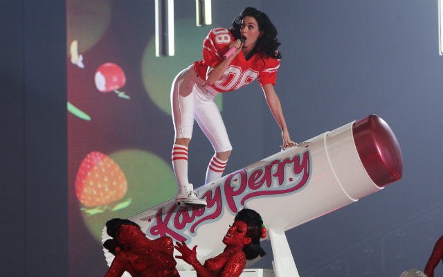 Katy Perry öltözéke is izgalmas fogadás tárgya lehet