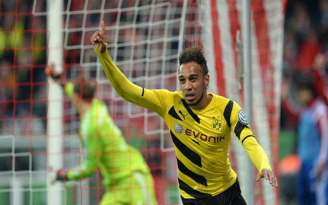 Aubameyang győzelemre vezetheti a Dortmundot. - Fotó: caughtoffside.com