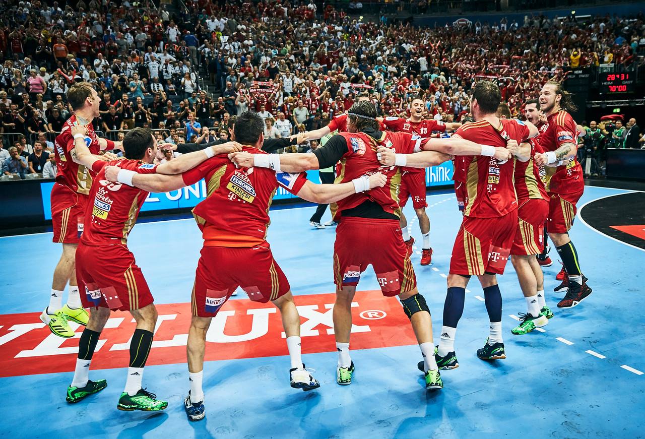 Veszprémi örömtánc a szombati elődöntő után - vasárnap is lesz ünneplés? / fotó: ehfcl.com