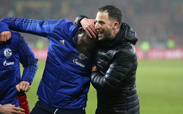 A Schalke mesterének egyik titka, hogy minden pillanatot együtt él meg fiaival. fotó:eurosport.com