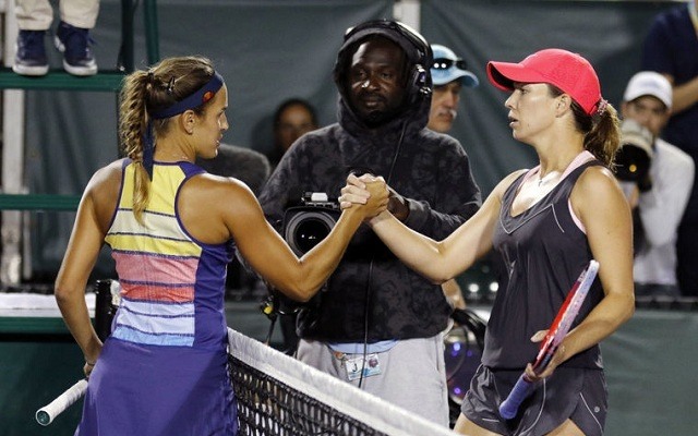 Collins (jobbra) pályafutása első Miami Open negyeddöntőjére készül. - Fotó: WTA