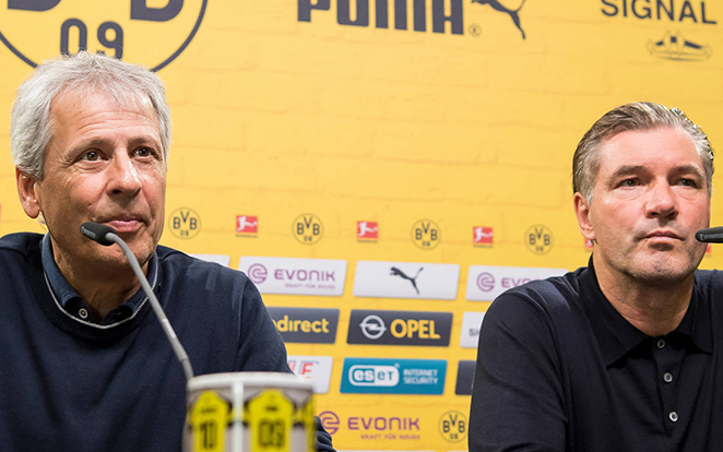 Favre és Zorc a sajtótájékoztatón - vajon meddig húzzák? FOtó: BVB Official