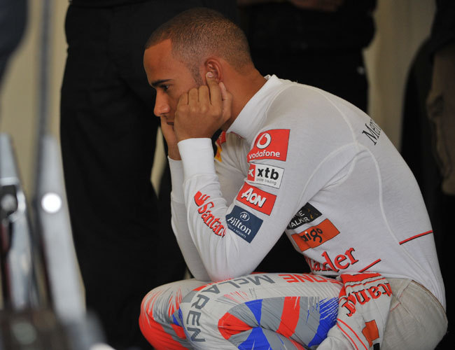 Hamilton csalódottsága érthető: ezúttal csapata hibázott - Fotó: AFP